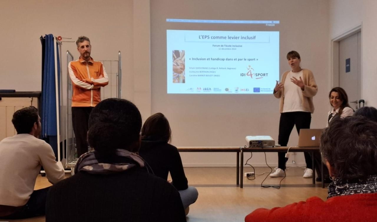 Caroline Barbot-Bouzit et Guillaume Berthon qui animent l’atelier « L’EPS comme levier inclusif » du projet européen Erasmus+ : IDI4Sport.